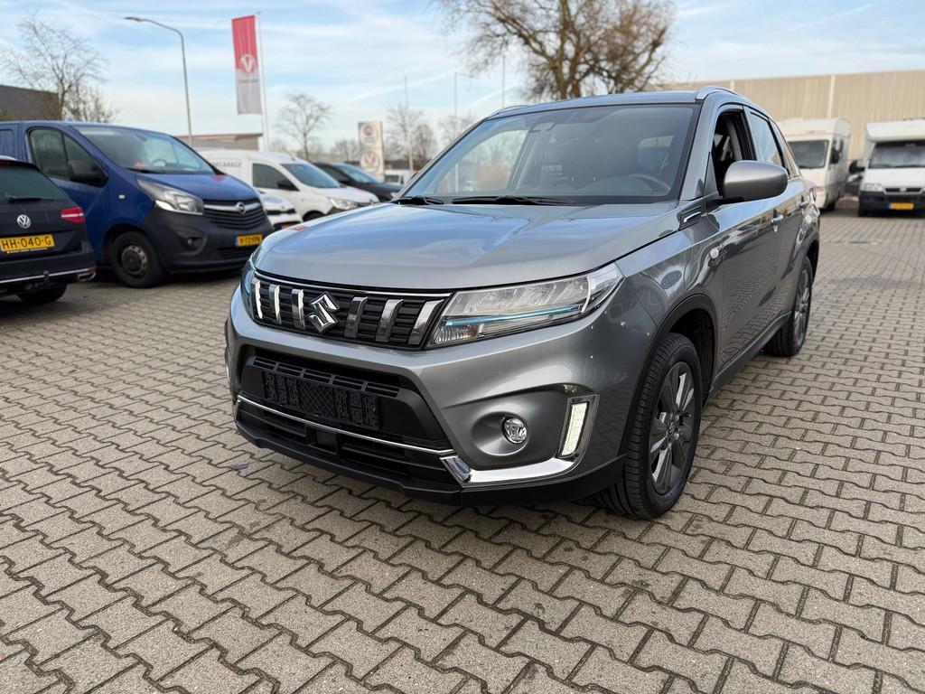 Suzuki Vitara 1.5 Hybrid Select Automaat (BOVAG/RIJKLAARPRIJ, Auto's, 12 maanden, Stof, Gebruikt, Zwart