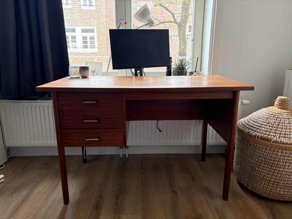 Vintage Mid-Century Bureau - Teakhout, Huis en Inrichting, Bureaus, Gebruikt, Overige typen, Vintage, Hout, Bruin, Met lades, Ophalen