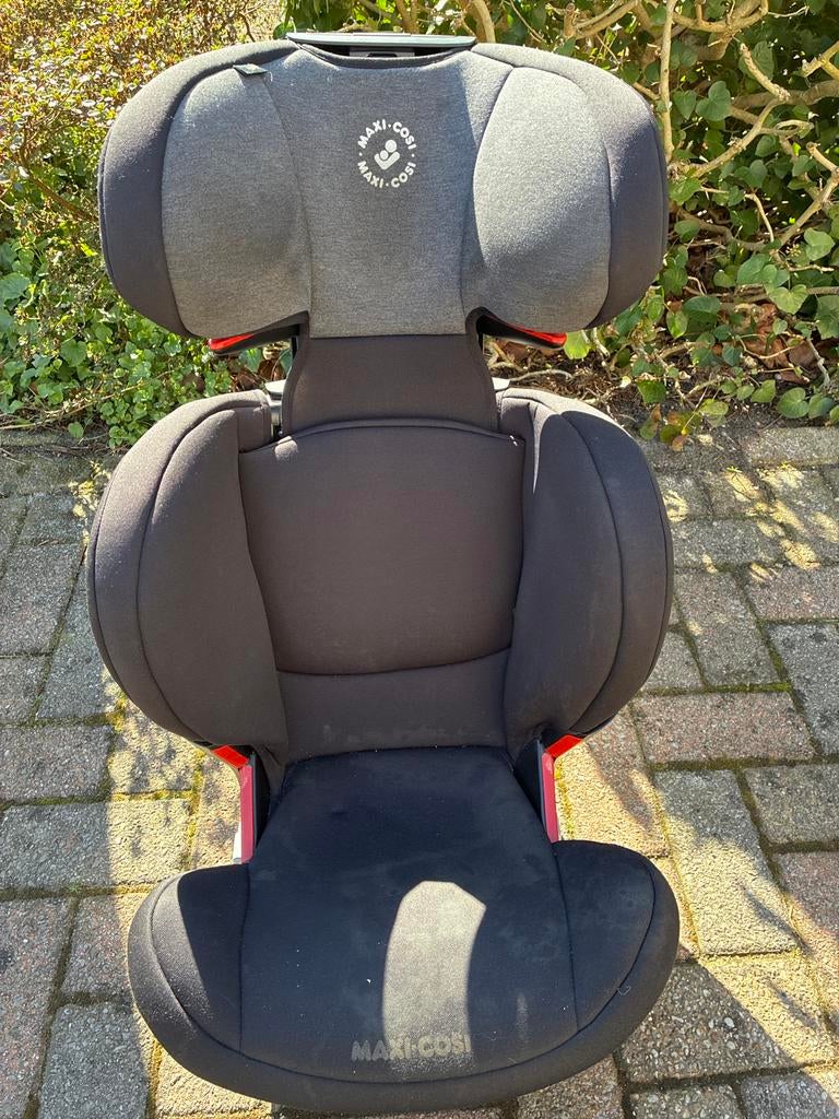 Maxi-Cosi Rodi XP Fix autostoel - Zwart, Ophalen, Autogordel of Isofix, Gebruikt, 15 t/m 36 kg