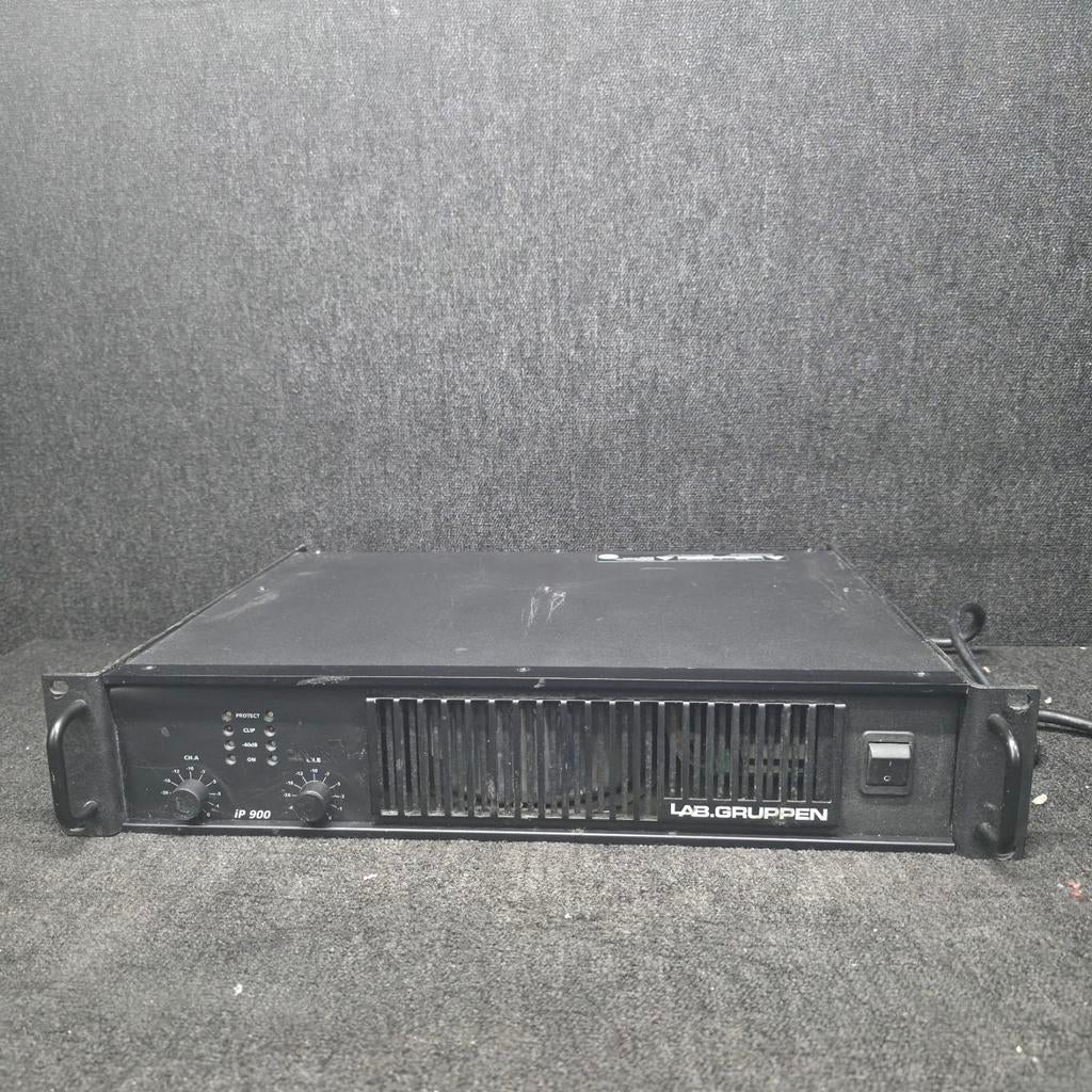 LAB GRUPPEN    versterker   2 x 450 watt, Ophalen of Verzenden, 120 watt of meer, Front, Rear of Stereo speakers, Overige merken