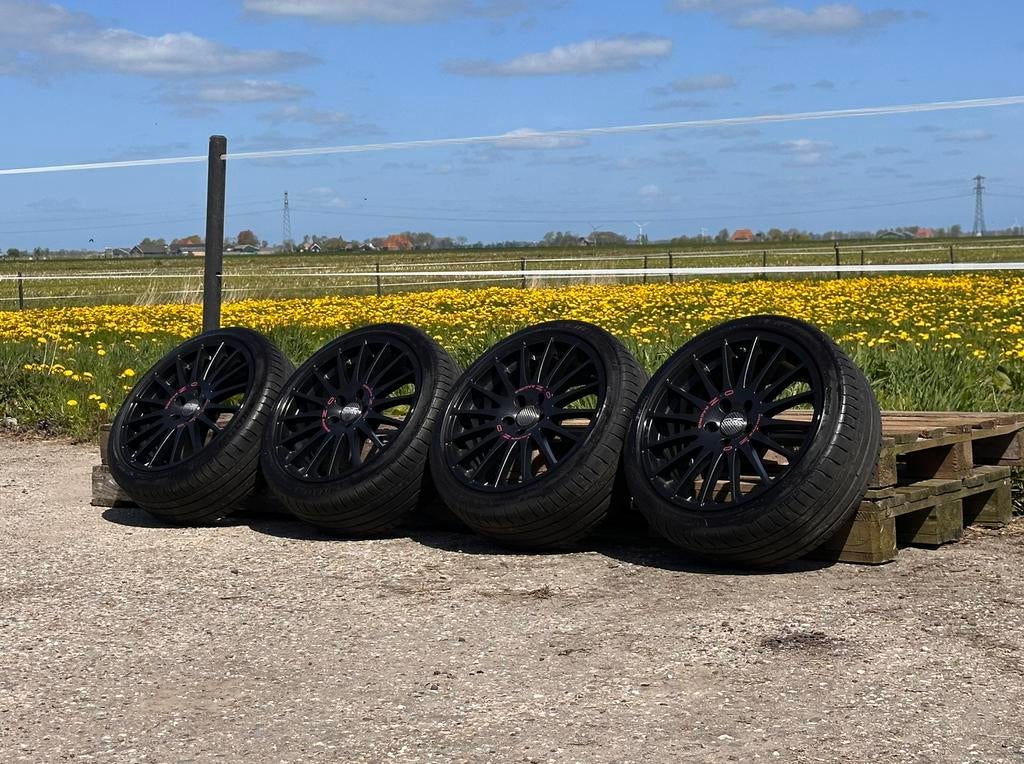 OZ Superturismo GT 18 inch velgen met Michelin PS4 banden, Auto-onderdelen, Banden en Velgen, 18 inch, Gebruikt, Velg(en), Ophalen of Verzenden