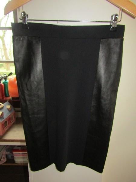 F1877 Jane Lushka S nieuw rok donkerblauw zwart travelstof, Nieuw, Jane Lushka, Knielengte, Maat 36 (S)