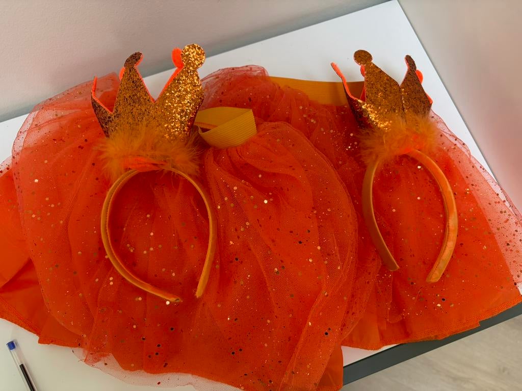 Koningsdag rokjes en haarbanden (2x), Ophalen of Verzenden, Zo goed als nieuw