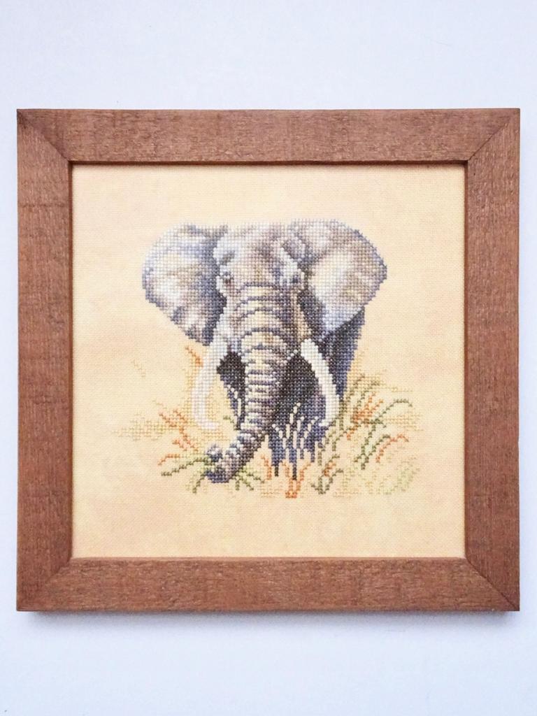 Vintage olifant borduur borduurwerk lijst hout bruin geel, Ophalen, 25 cm, Geel, Vintage