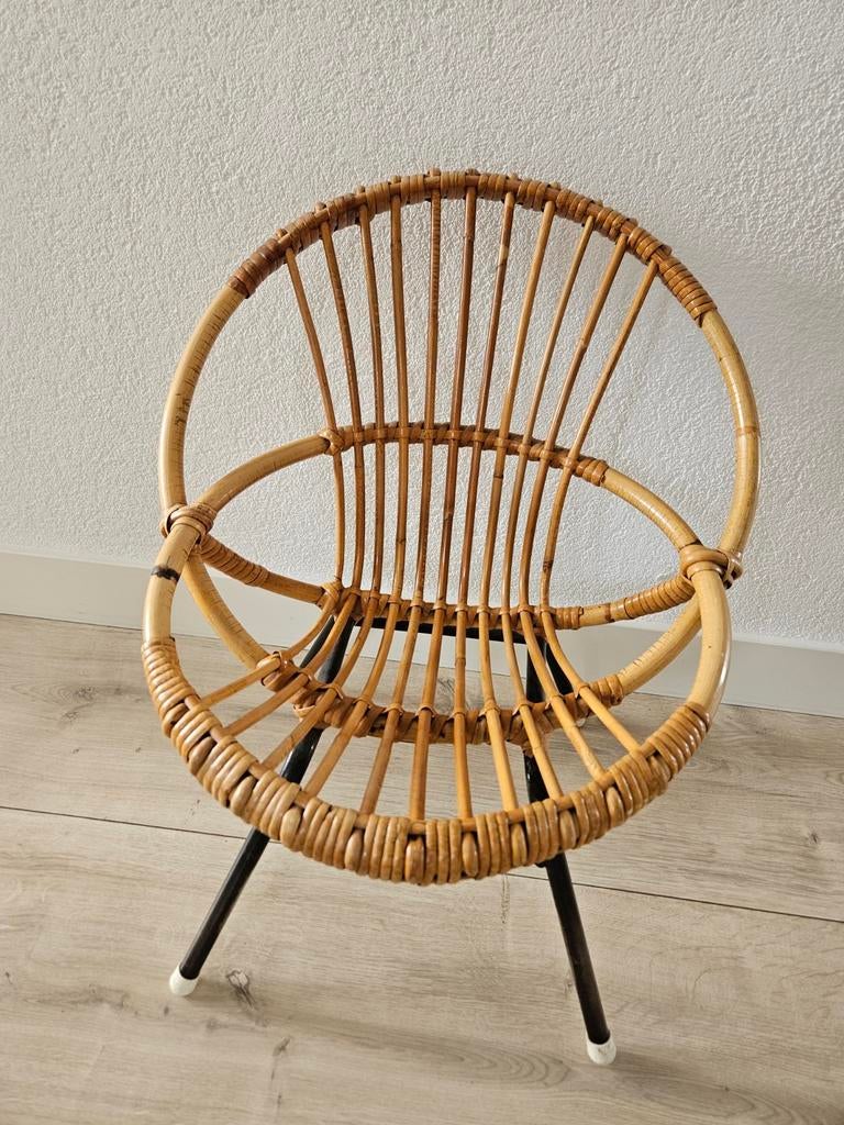 Vintage rotan kinderstoel, Kinderen en Baby's, Ophalen, Zo goed als nieuw, Stoel(en)