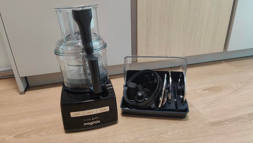 Magimix Cuisine 4200XL Foodprocessor - Zwart, Ophalen, Gebruikt, Vaatwasserbestendig, 3 snelheden of meer