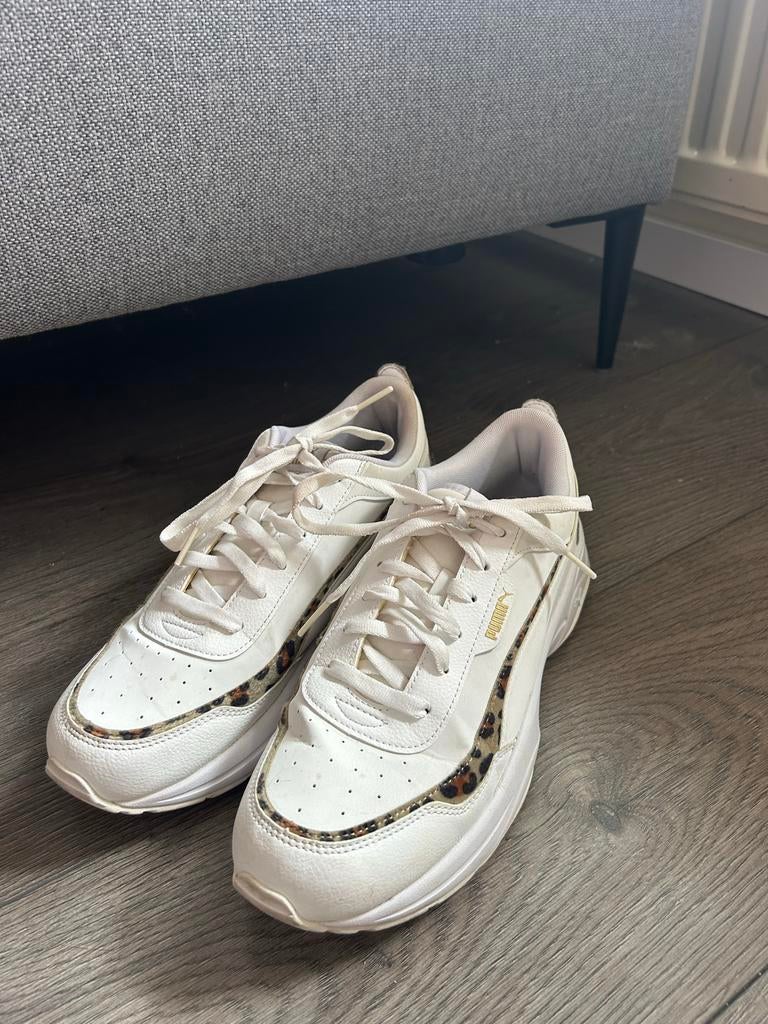 Puma sneakers wit met luipaardprint maat 42,5, Wit, Ophalen of Verzenden, Sneakers of Gympen, Gedragen