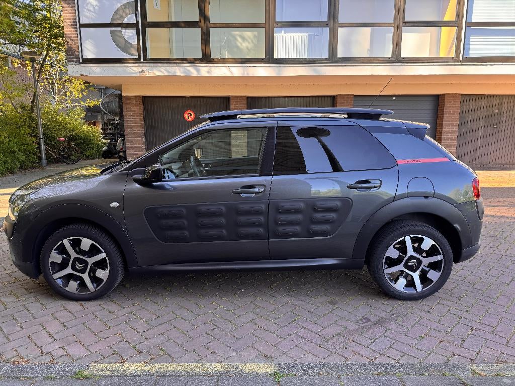 Citroën C4 Cactus 1.2 E-thp 110PK  BJ Juni 2016 Grijs, Auto's, Citroën, Voorwielaandrijving, 40 €/maand, 1199 cc, 995 kg