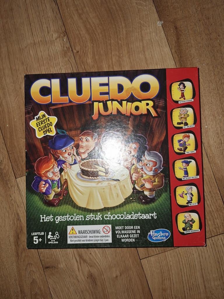 Cluedo Junior: Het gestolen stuk chocoladetaart, Hobby en Vrije tijd, Gezelschapsspellen | Bordspellen, Drie of vier spelers, Ophalen of Verzenden