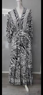 NIEUW  ZWART /WIT IBIZA JURK MAAT 44, Zwart, Maat 42/44 (L), Nieuw, Ophalen of Verzenden