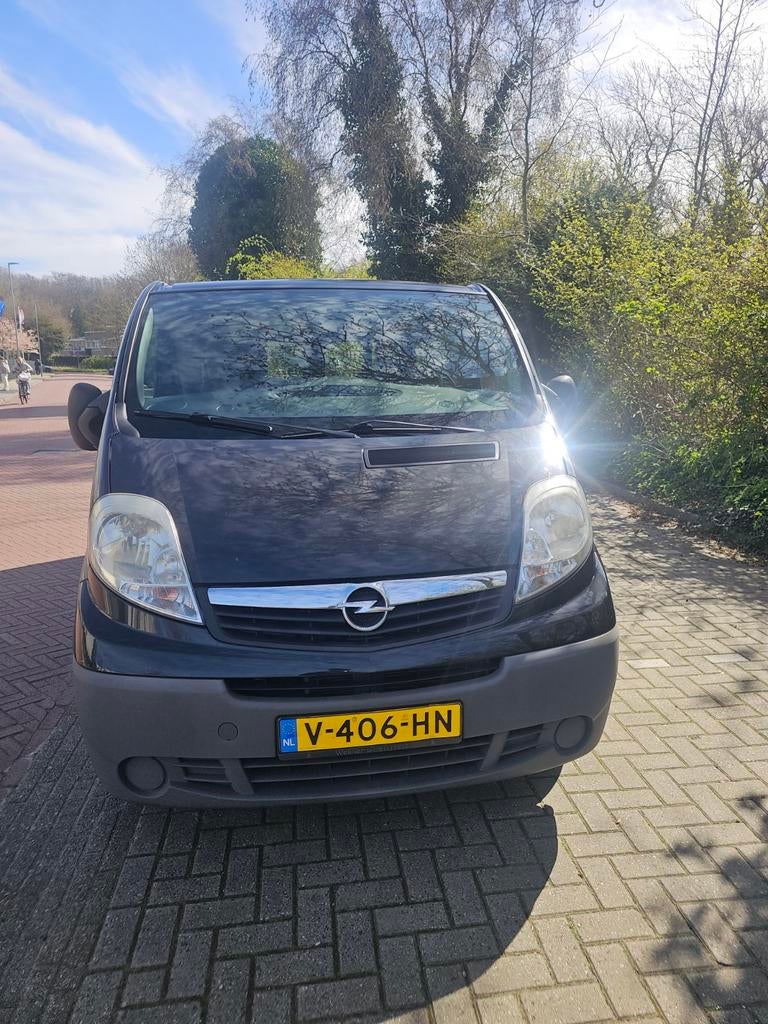 Opel vivaro, rolstoelauto, zelfrijder, Auto's, Automaat, 1995 cc, Zwart, Zwart