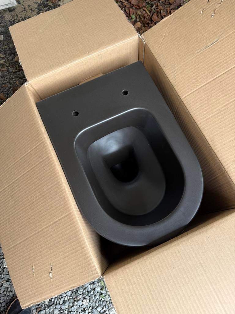 Toilet mat zwart nieuw in doos, Doe-het-zelf en Verbouw, Sanitair, Ophalen, Zo goed als nieuw, Toilet