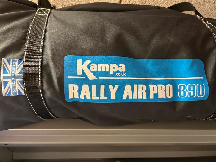 Kampa Rally Air Pro 390 voortent voor caravan of camper, Caravans en Kamperen, Voortenten en Luifels, Zo goed als nieuw, Kampa Dometic