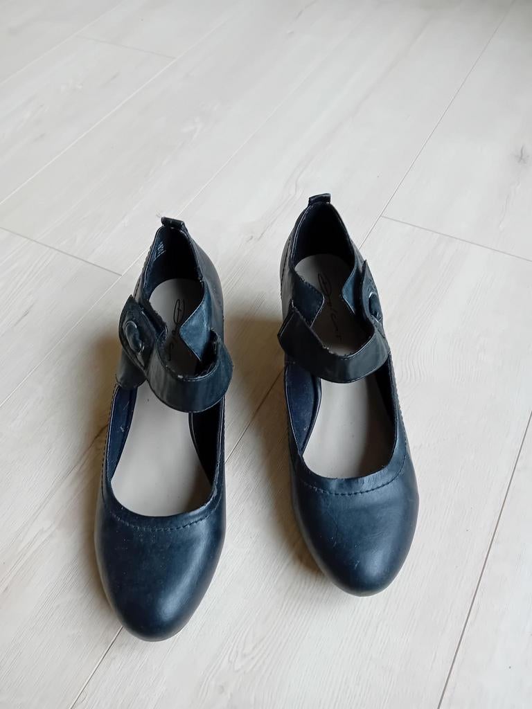 Zwarte pumps maat 41, Kleding | Dames, Schoenen, Pumps, Zwart, Nieuw, Ophalen of Verzenden