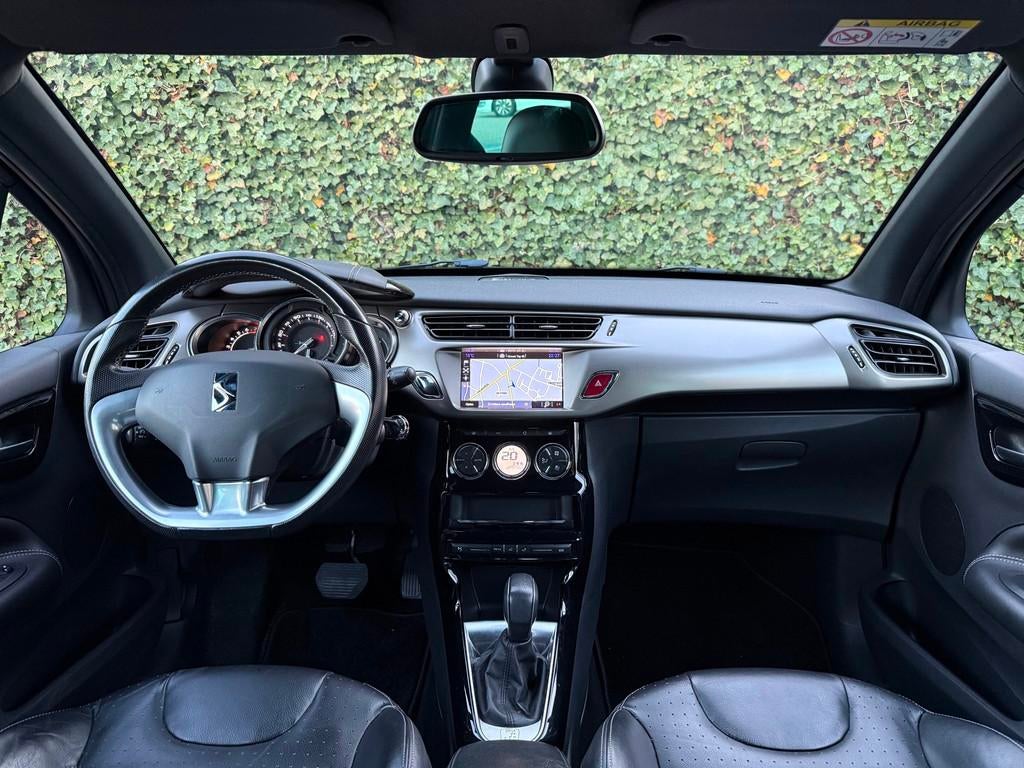 DS 3 1.2 PureTech So Chic | Navi | Leder | Camera, Gebruikt, 1199 cc, 49 €/maand, Bedrijf