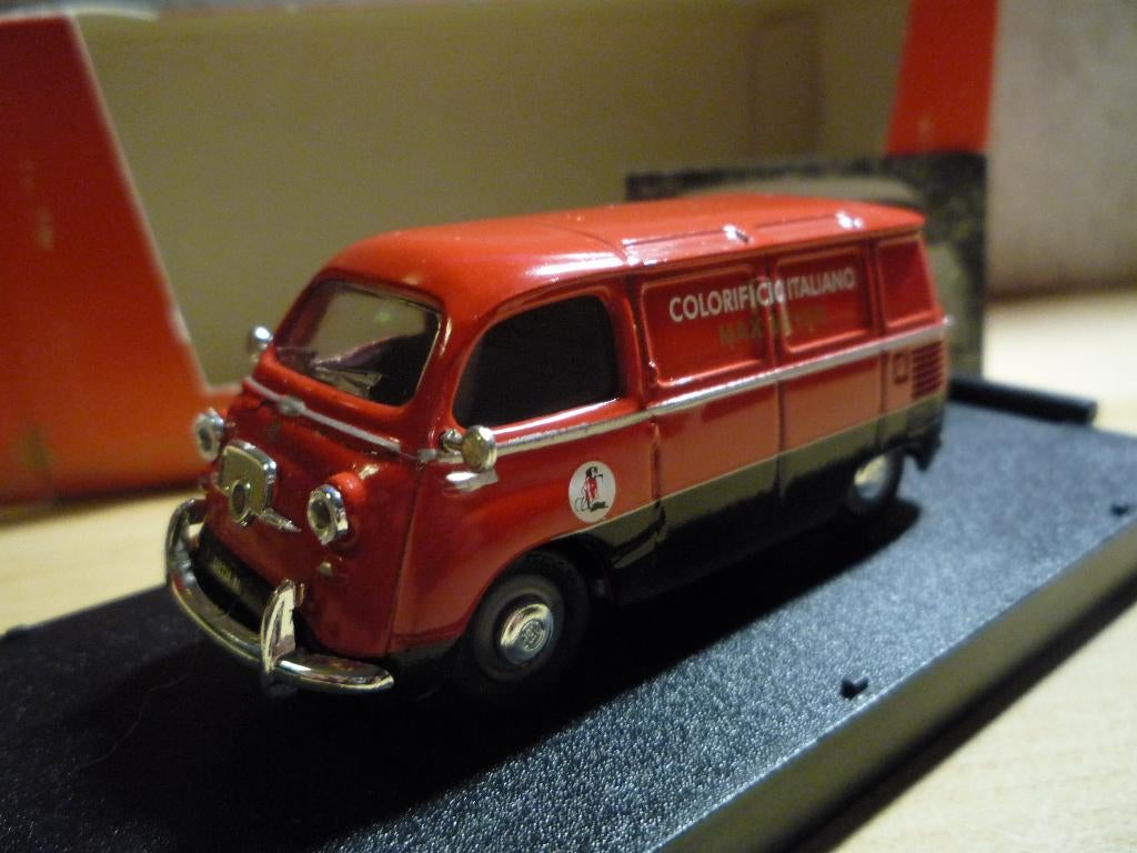Fiat 600 Multipla Van  Giocher schaal 1:43, Hobby en Vrije tijd, Modelauto's | 1:43, Ophalen of Verzenden, Zo goed als nieuw, Auto