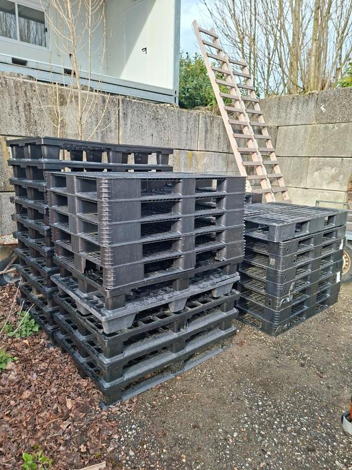 Gebruikte kunststof pallets voor vlonder (caravan/chalet), Tuin en Terras, Terrasdelen en Vlonders, Ophalen