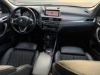 BMW X1 XDrive25e AUTOMAAT High Executive Sport line,panorama, Auto's, BMW, Lichtsensor, 125 pk, Gebruikt, Leder en Stof
