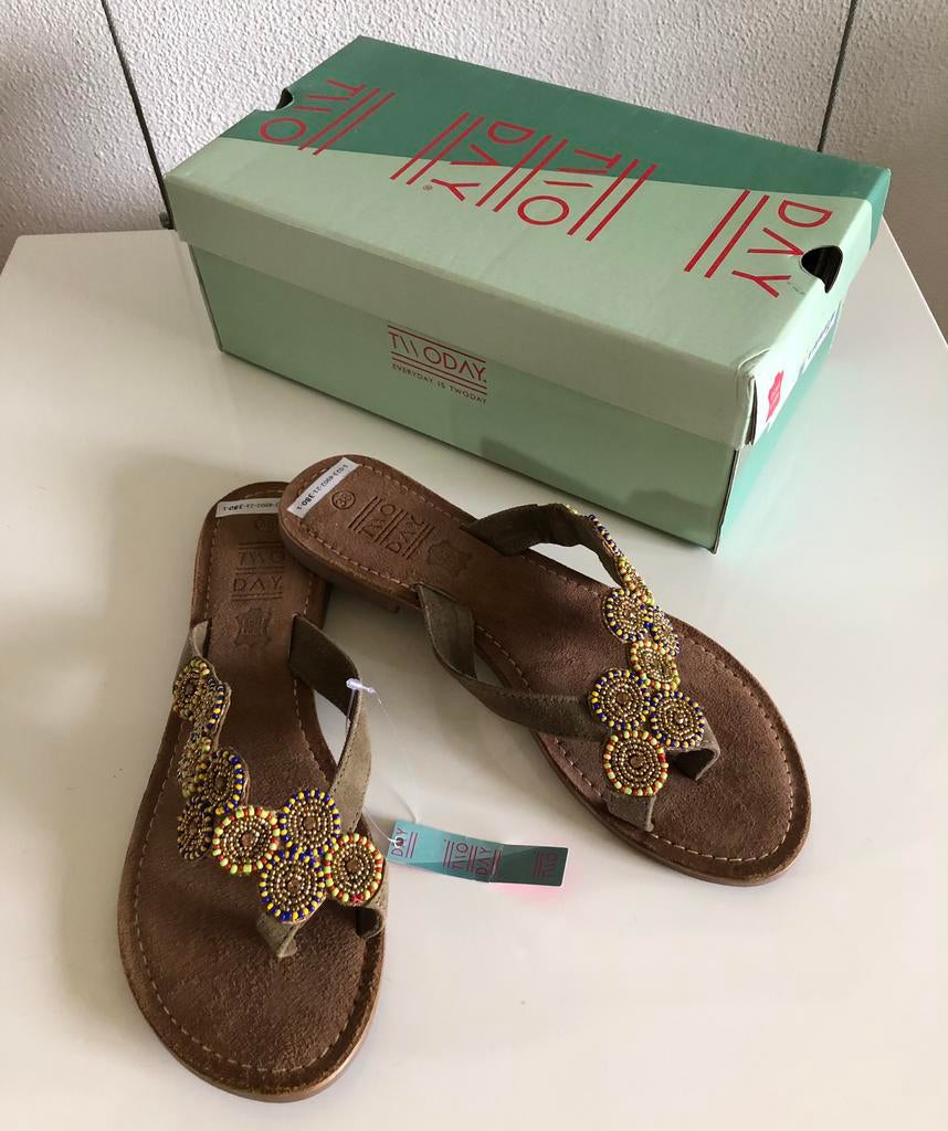 Twoday bruine sandalen, echt leer, maat 38. Nie in doos., Kleding | Dames, Schoenen, Bruin, Nieuw, Sandalen of Muiltjes, Ophalen of Verzenden