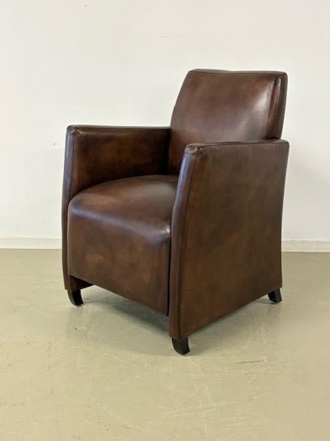 Engelse fauteuil in bruin rundleer van Jeantique, Huis en Inrichting, Fauteuils, Ophalen, Gebruikt, Engels / Klassiek, 50 tot 75 cm