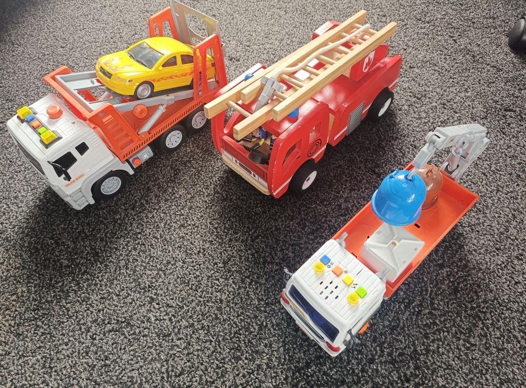 Takelwagen, Brandweerwagen, Kraanwagen, Kinderen en Baby's, Speelgoed | Speelgoedvoertuigen, Ophalen of Verzenden, Gebruikt