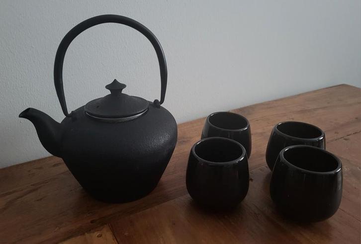 Bredemeijer theepot met 4 kopjes, gietijzer, Huis en Inrichting, Keuken | Keukenbenodigdheden, Nieuw, Theepot/fluitketel, Bredemeijer