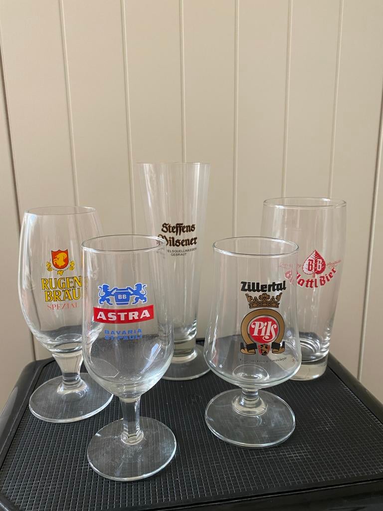 Bierglazen uit Duitsland en Oostenrijk - per stuk of per set, Verzamelen, Ophalen of Verzenden, Zo goed als nieuw, Glas of Glazen