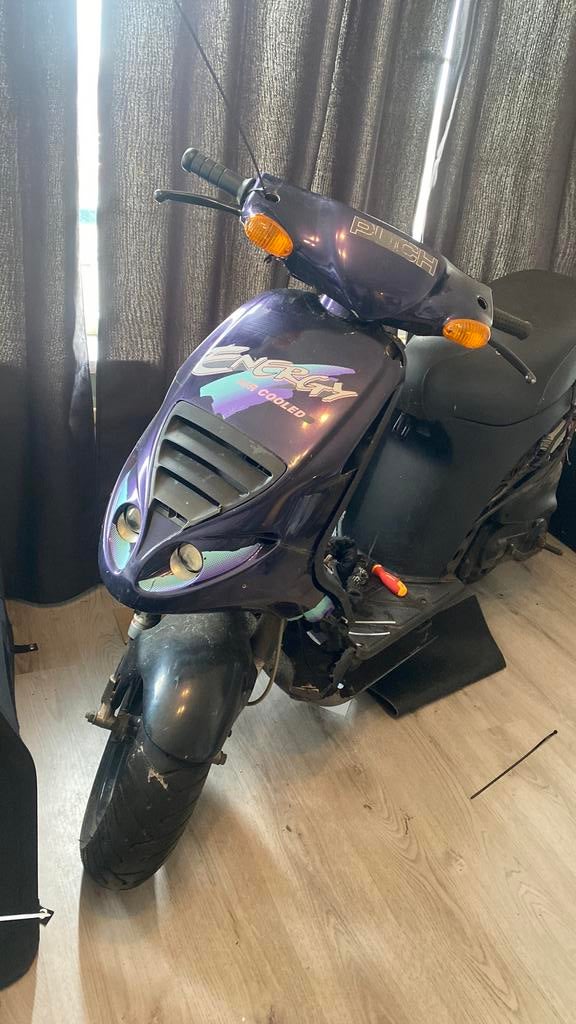 Piaggio nrg energy, Fietsen en Brommers, Scooters | Piaggio, Tweetakt, Gebruikt, Maximaal 45 km/u, NRG