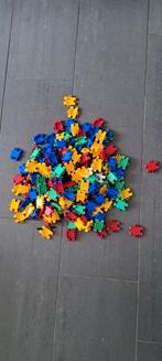 Kleurrijke clics bouwblokjes met voorbeelden, Ophalen of Verzenden, Gebruikt, Bouwen