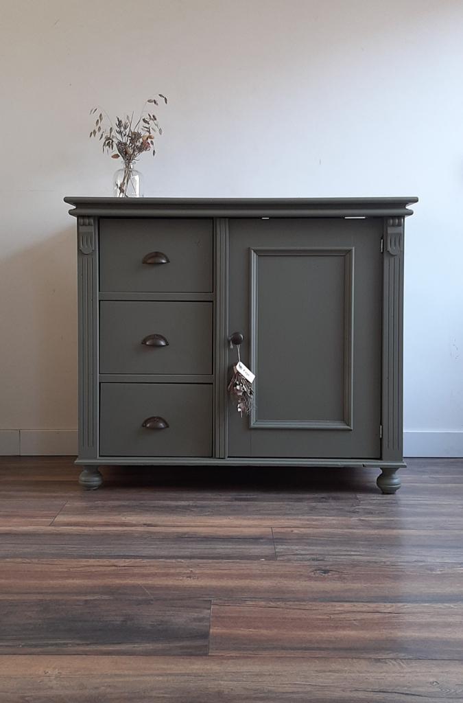 Landelijke klassieke kast, commode, ladekast, legkast, Antiek en Kunst, Antiek | Meubels | Kasten, Ophalen of Verzenden