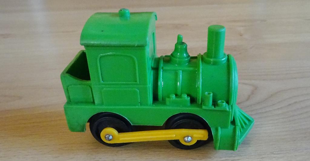 Vinyl / rubber locomotief groen, Ophalen of Verzenden, Gebruikt, Overige typen