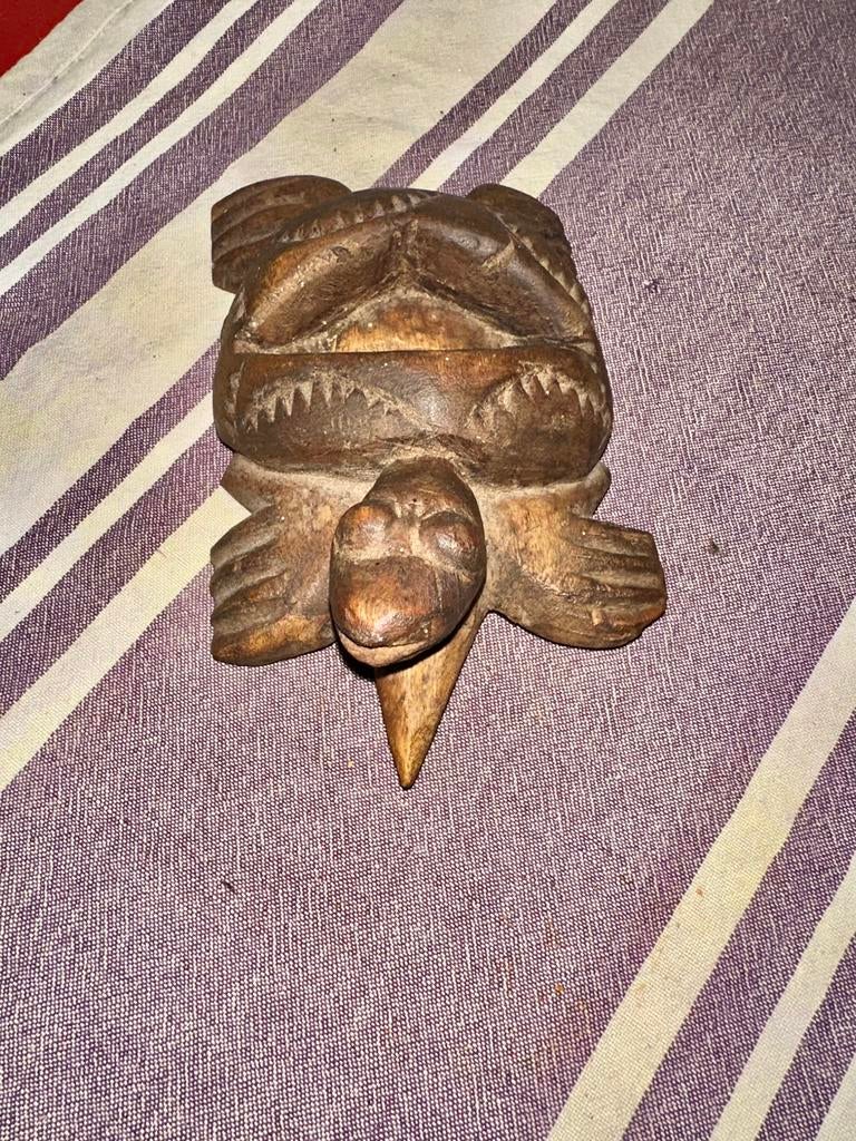 Oude houten schildpad, Antiek en Kunst, Kunst | Beelden en Houtsnijwerken, Ophalen of Verzenden