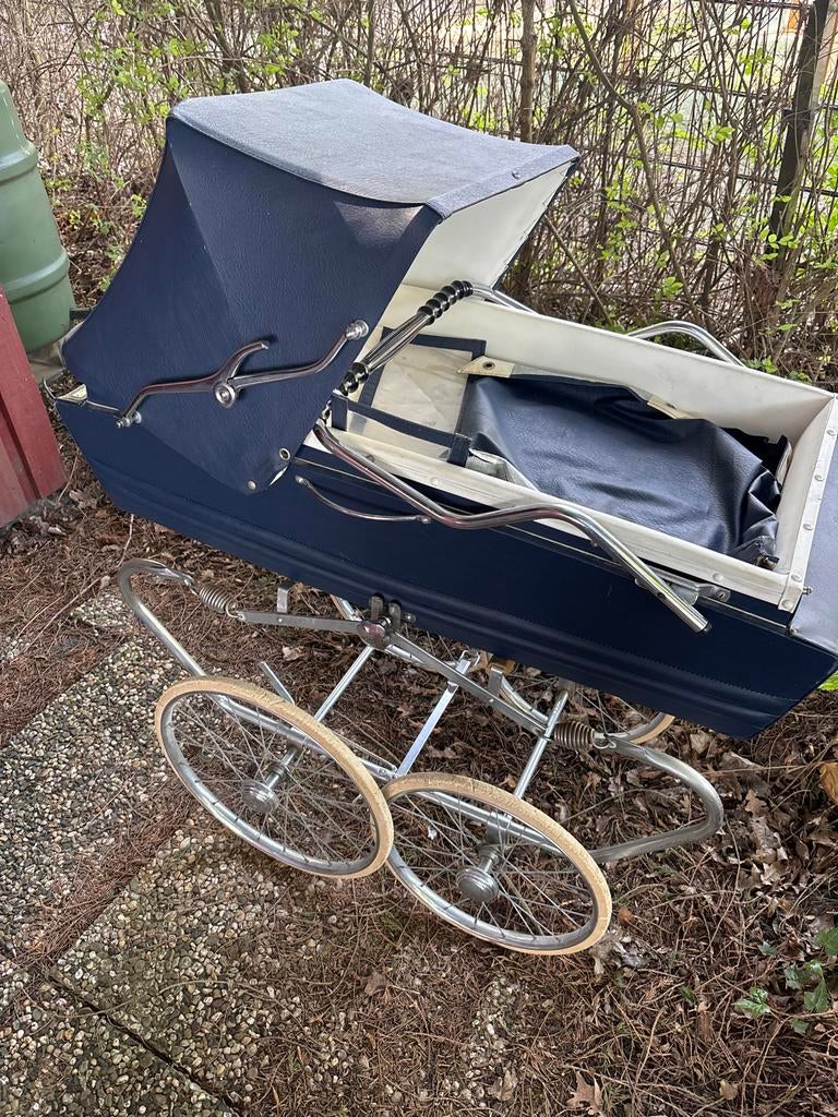 Vintage kinderwagen Van Werven Meppel - Klassiek blauw, Gebruikt, Luchtbanden, Ophalen of Verzenden, Kinderwagen