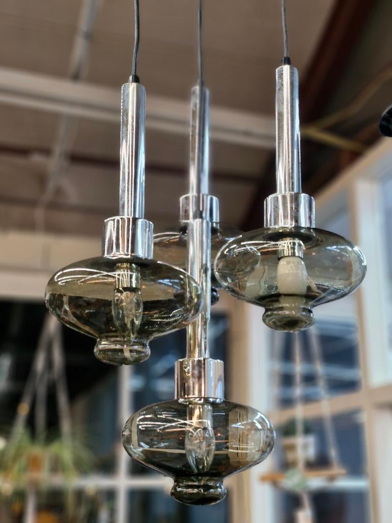Vintage hanglamp rookglas chroom 70s space age, Huis en Inrichting, Lampen | Hanglampen, Ophalen, Gebruikt, ., Vintage