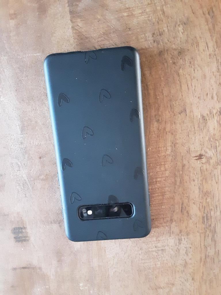 Samsung Galaxy S10 met hoesje, Ophalen