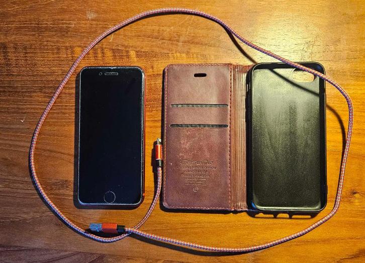 iPhone SE 2 – 2020 64 GB, Telecommunicatie, Mobiele telefoons | Apple iPhone, Gebruikt, 64 GB, Zonder abonnement, Zonder simlock