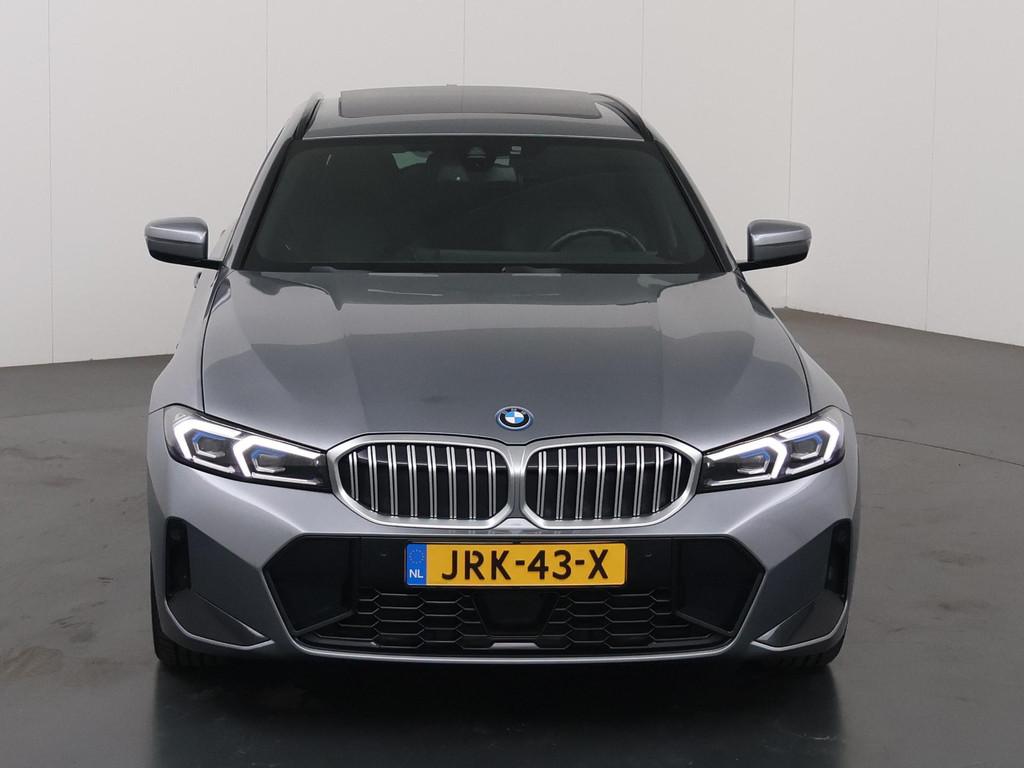BMW 3-serie Touring 330e | M-Pakket | BMW LED | Panormadak |, Auto's, BMW, 1998 cc, Gebruikt, Euro 6, 4 cilinders