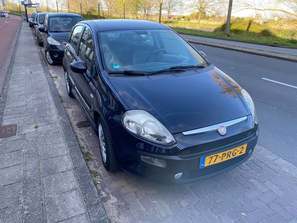 Fiat Punto 1.3 Multijet 62KW 5DR 2011 Blauw, Voorwielaandrijving, Euro 5, 4 cilinders, Origineel Nederlands