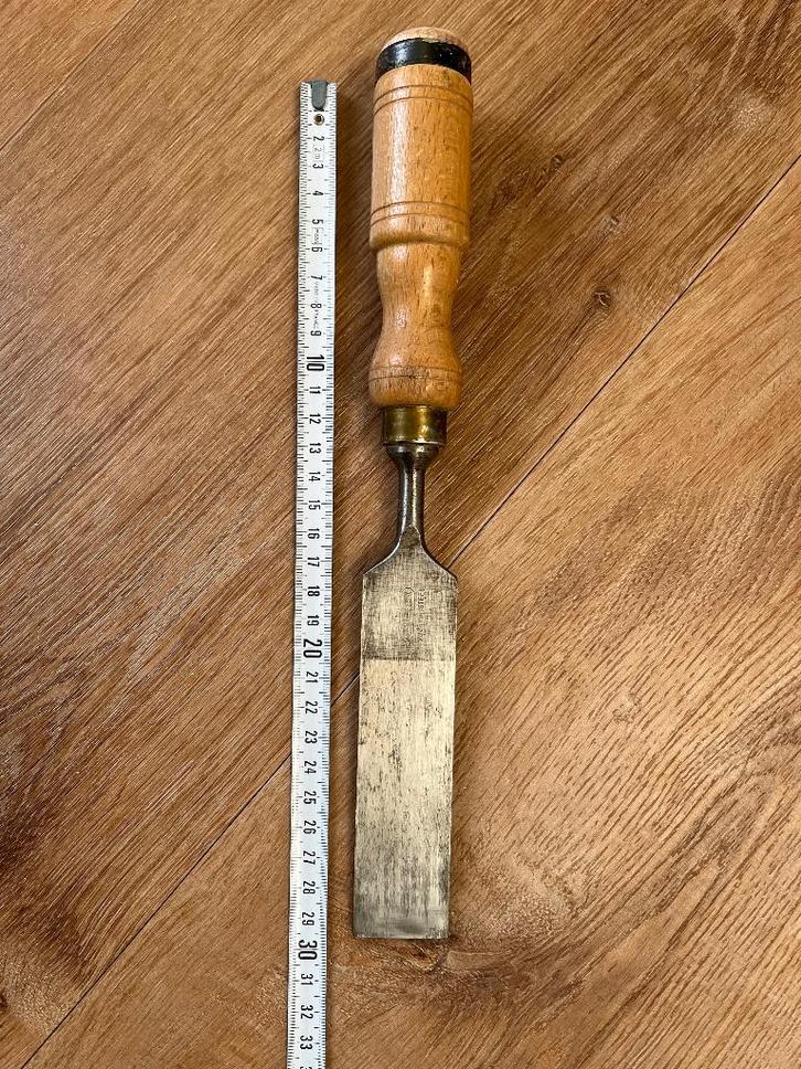 NOOITGEDAGT Houtbeitel Steekbeitel 32 mm., Antiek en Kunst, Antiek | Gereedschap en Instrumenten, Ophalen of Verzenden
