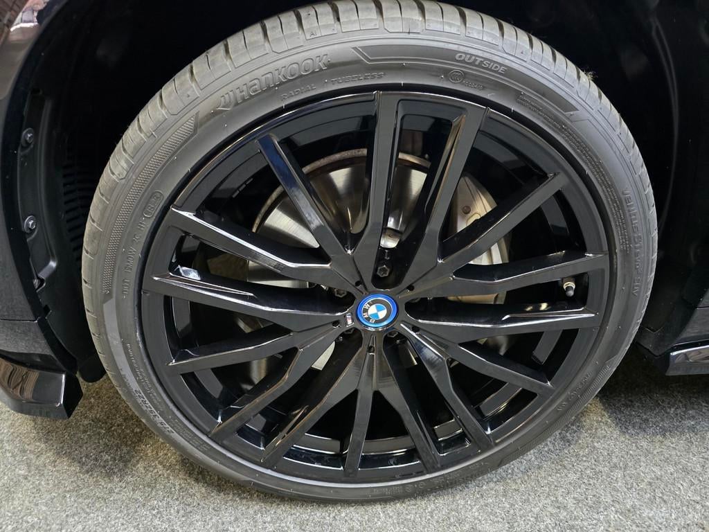 BMW X5 XDrive50e M Sport MAXTON Sky Lounge Pano Luchtvering, Auto's, Gebruikt, 2395 kg, Verwarming stoelen achter, Zwart