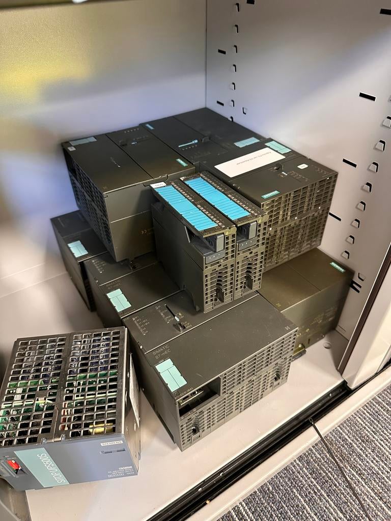 Gebruikte Siemens PLC etc., Ophalen, Gebruikt