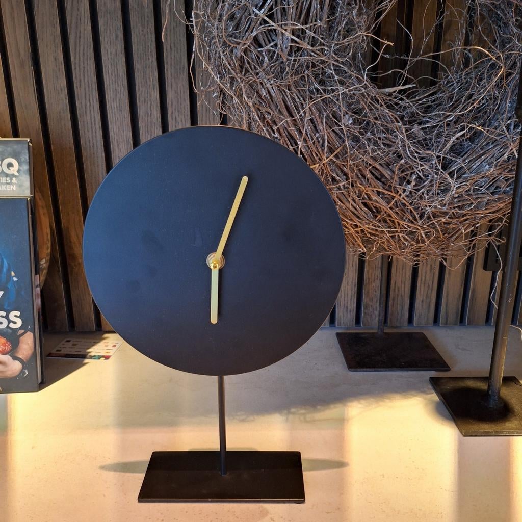 Klok Light and Living, Ophalen of Verzenden, Zo goed als nieuw, Wandklok