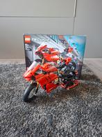 Lego Technic Ducati Panigale V4 R, Ophalen