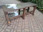 Oude werkbank met glazen platen - TV meubel/sidetable, Antiek en Kunst, Curiosa en Brocante, Ophalen