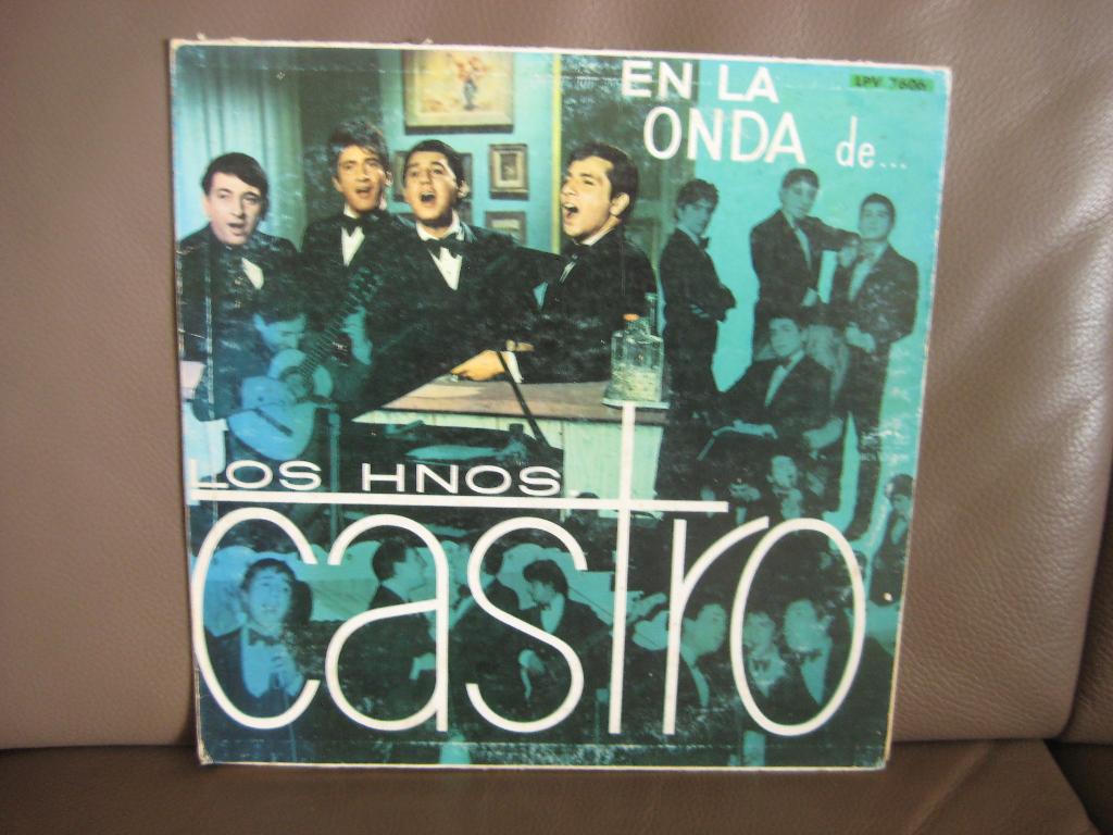 Los Hermanos Castro – En La Onda De..., Cd's en Dvd's, Vinyl | Latin en Salsa, Ophalen of Verzenden, 1960 - 1969, Zo goed als nieuw