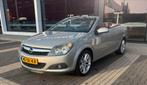 Opel Astra 1.8 16V Twintop Laag in Kilometers, Auto's, Opel, Lederen bekleding, 4 cilinders, Cabriolet, 4 stoelen