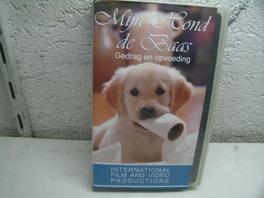 vhs 112a mijn hond de baas gedrag en opvoeding, Alle leeftijden, Ophalen of Verzenden, Zo goed als nieuw