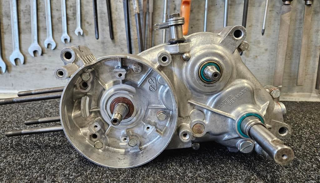 Kreidler 5v indirect geschakeld motorblok, Fietsen en Brommers, Ophalen of Verzenden, Zo goed als nieuw, Blok