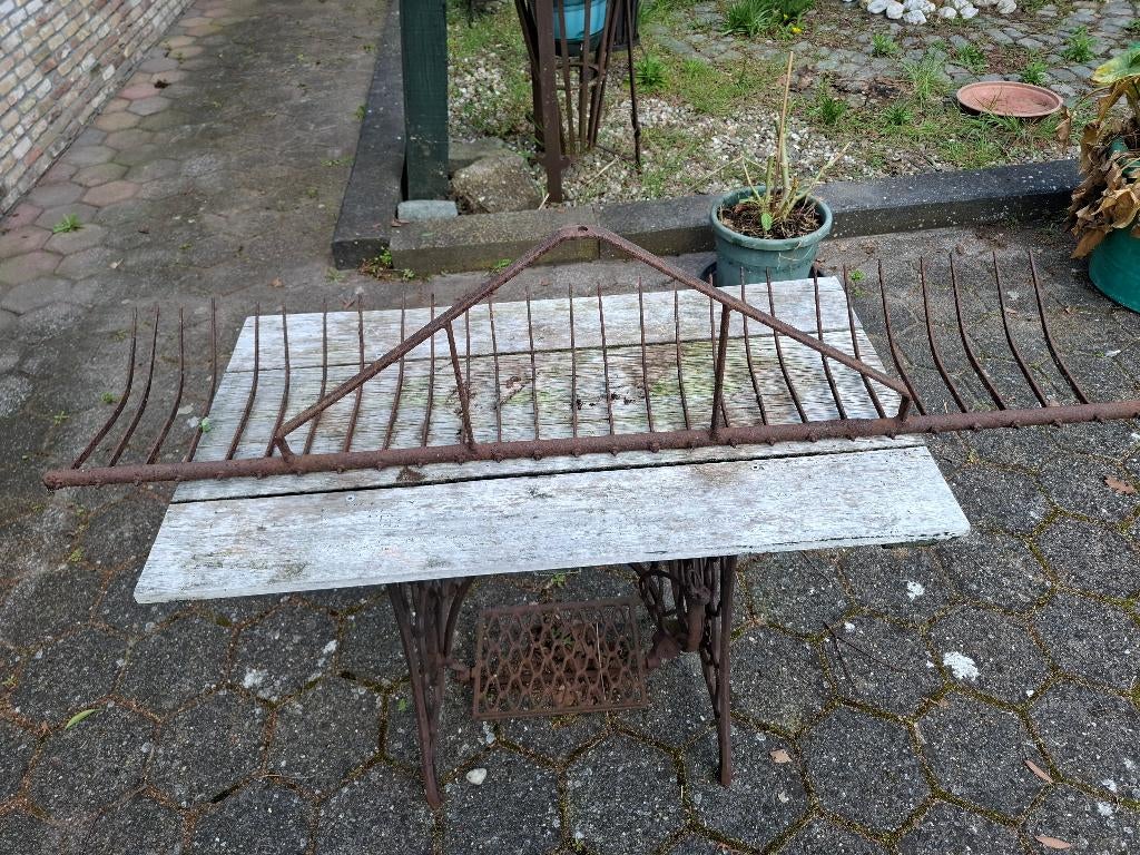 antieke hooi hark, Ophalen, Gebruikt, Hark