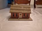 Huisje met rieten dak, Hobby en Vrije tijd, Modeltreinen | H0, Overige merken, Gebruikt, Gelijkstroom of Wisselstroom, Brug, Tunnel of Gebouw